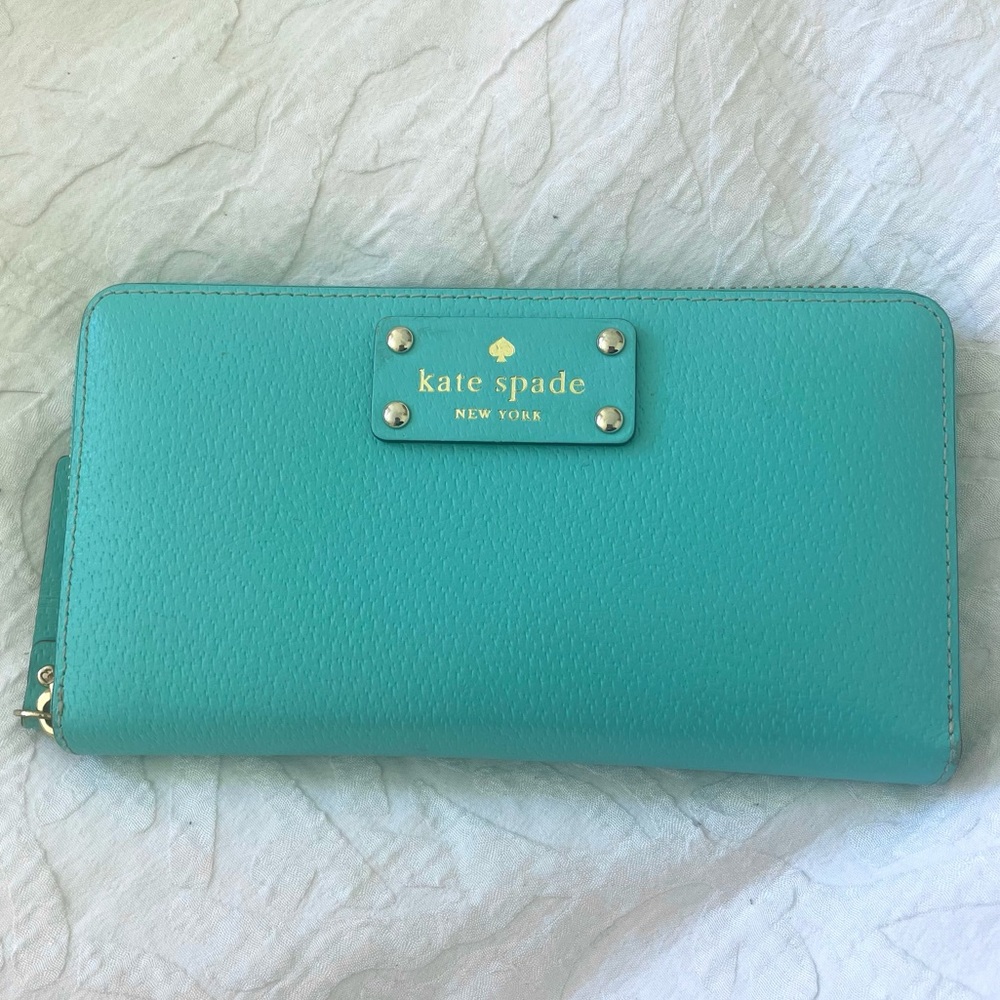 Kate Spade Zipped Wellesley Neda Wallet in Teal Fresh Blue